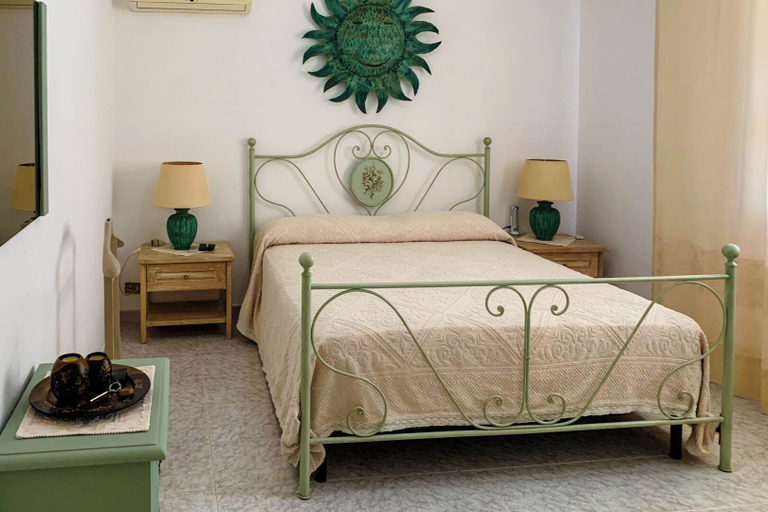 Room 5, VILLA GISA, Cagliari