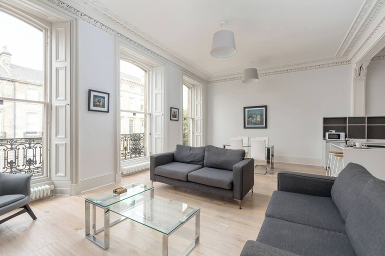 Living area 4, 6 on Chester Apartments, Edinburgh