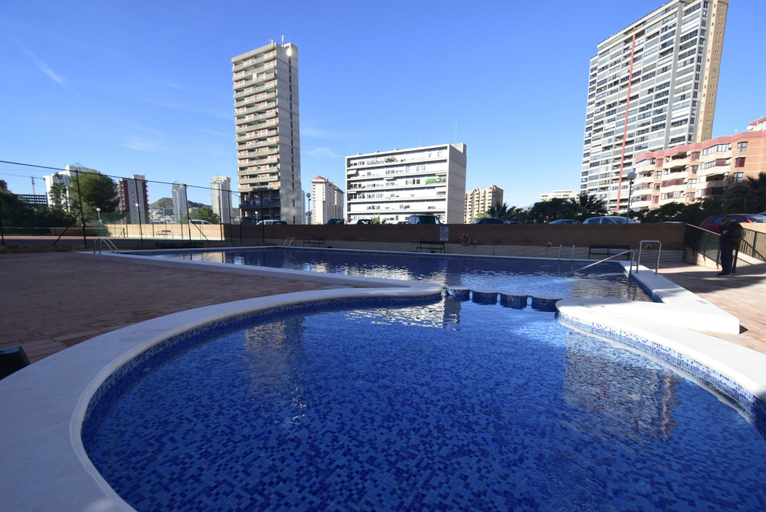 Room 5, Coblanca 29 - T2 16-5, Alicante