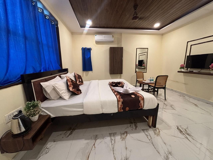 Room 2, Hotel Sky Palace, Ranga Reddy