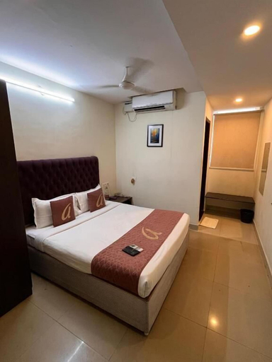 Room 5, Astra Hotel and Suites Hsr 1st Sector, Bangalore