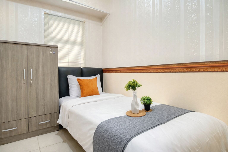 Interior 3, Cozy With Contemporary 2Br Space At Apartment Bogor Valley, Bogor
