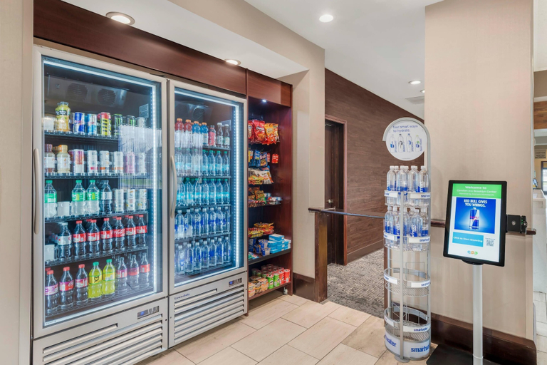 Food & Drinks 5, Comfort Inn Brooklyn Center, Hennepin