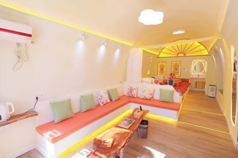 Bedroom 3, Old Yan'an Cave Dwelling Hotel, Yan'an