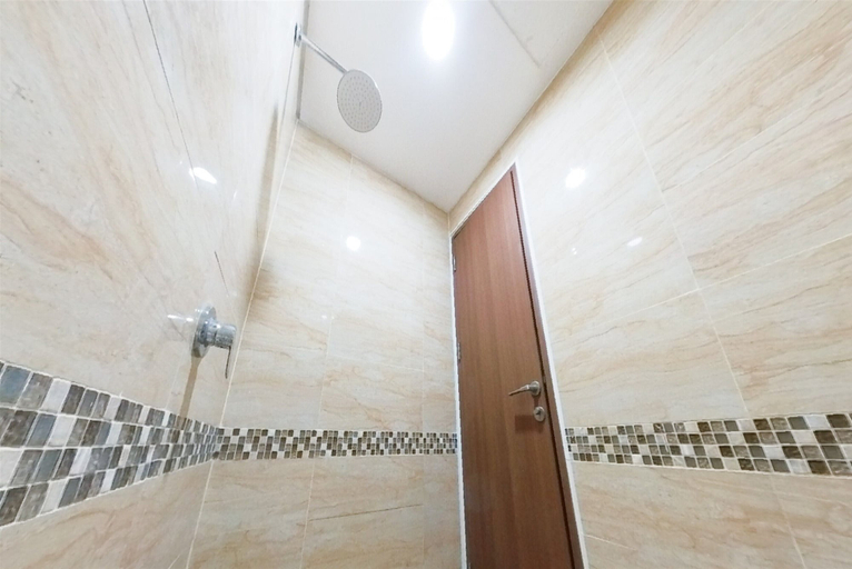 Bathroom 5, Comfortable Space And Nice Studio At Apartment B Residence, South Tangerang