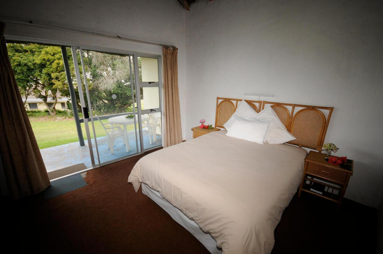 Bedroom, The Haven Hotel, Amathole