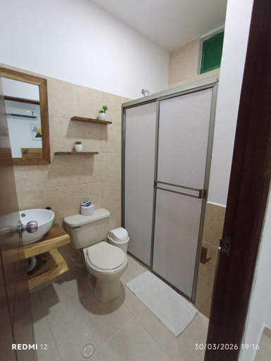 Bathroom, zara's apartamento en covenas, Tolú