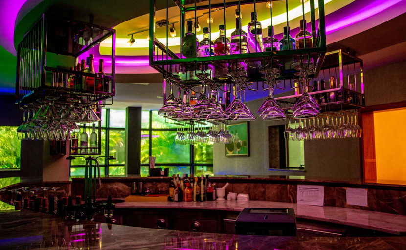 Food & Drinks 5, Charleson Luxury Hotel, Ikwerre