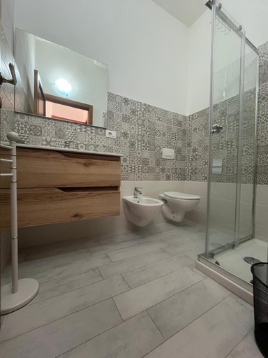 Bathroom 2, S' Agrustu, Nuoro