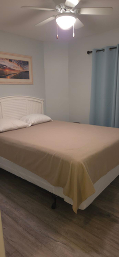 Bedroom, Champagne Island Resort Unit 107, Cape May