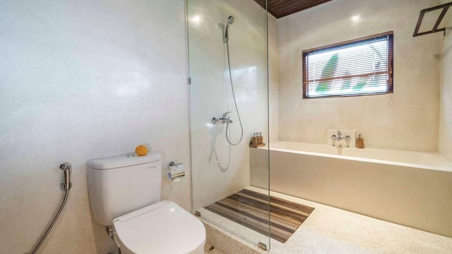 Bathroom 4, Gayatri Retreat Ubud, Gianyar
