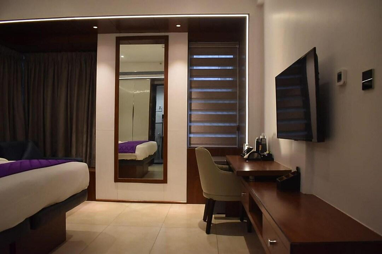 Bedroom, SRS Suite , Bangalore