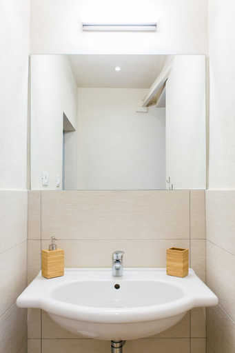 Bathroom 3, Villa Le Caggia, Siena