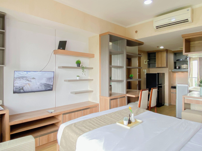 Room 5, Brown Tone Studio At Oasis Cikarang Apartment, Cikarang