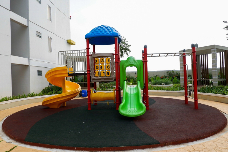 Children's play area - outdoor 2, Vibrant Studio At Bassura City Apartment, Jakarta Selatan