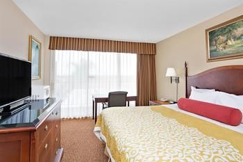 Others 4, MC Pacific Inn & Suites, Los Angeles
