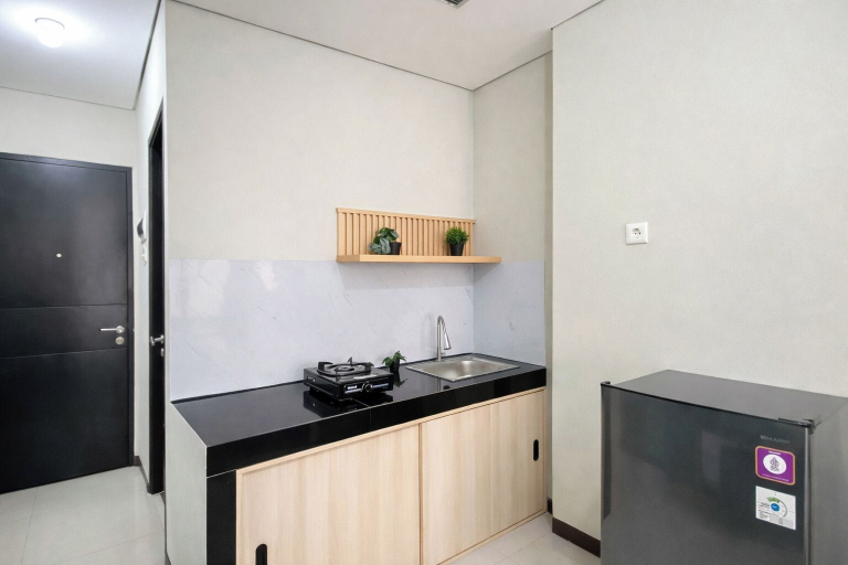 Interior 3, Functional Studio For 2 Pax At Nifarro Park Apartment, Jakarta Selatan