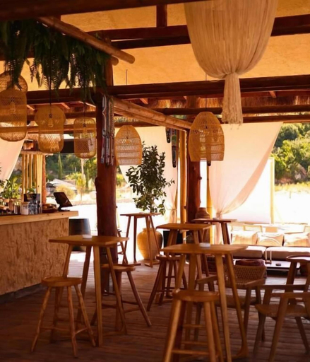 Outdoor dining, Palladium Hotel- Luxury Leading Hotels, Vlorës