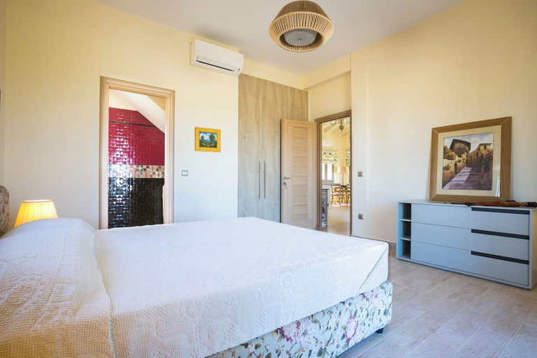 Bedroom 3, Estrellas Luxury Villas, Ionian Islands