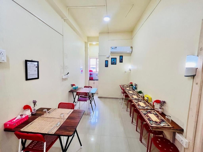 Food & Drinks 4, Aizawl Guest House, Aizawl