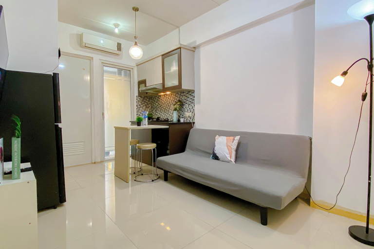Living room 5, Comfortable And Roomy 2Br At Apartment Green Pramuka City, Jakarta Pusat