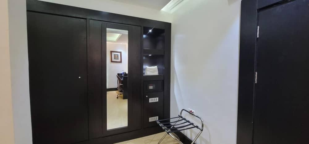 Others 4, Brus View Suites, Eti-Osa