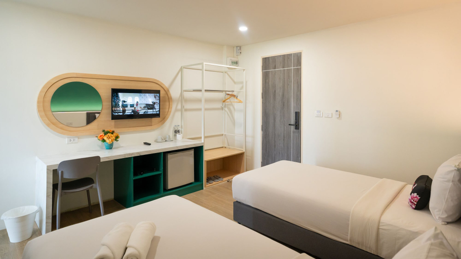 Bedroom 4, KYP Hotel, Fang