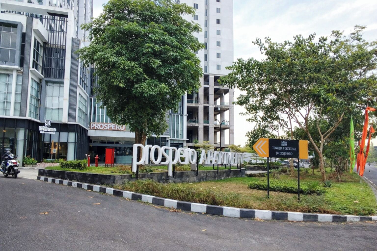 Exterior 2, Wood Accents Studio At Tamansari Prospero Sidoarjo Apartment, Sidoarjo