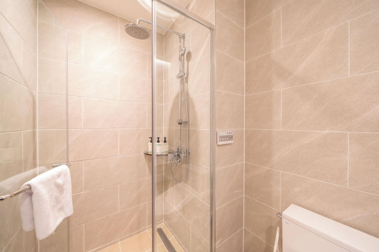Bathroom 4, Chestertons Naksan, Yangyang