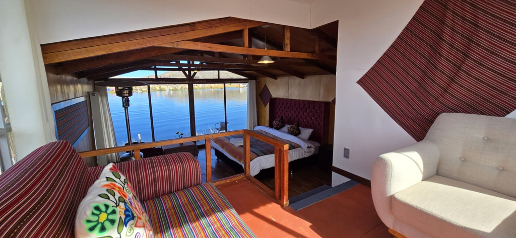 Interior 3, Uros Kaivalia Lodge, Lago Titicaca