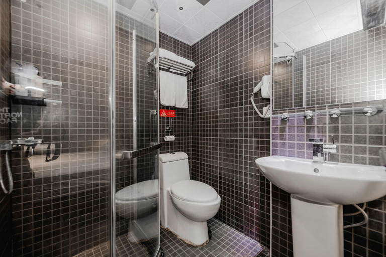Bathroom 3, Home Inn Neo Shanghai Pudong Sanlin Metro Station, Shanghai