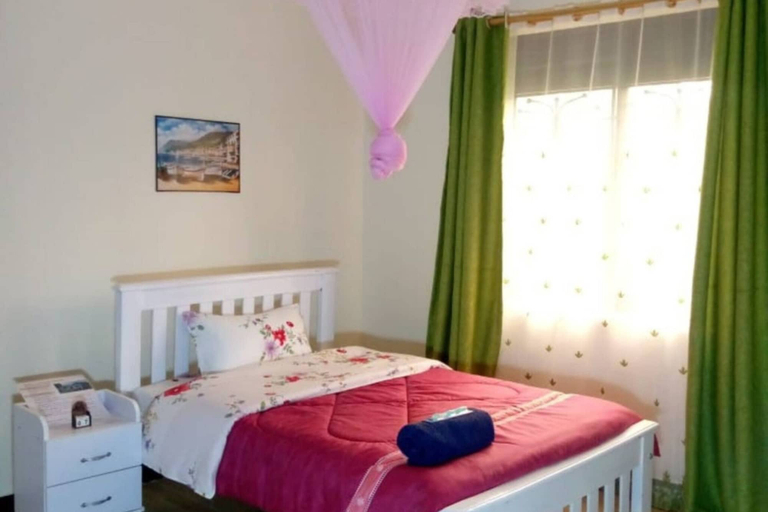 Bedroom 2, The Green-Village Villa, Busiiro
