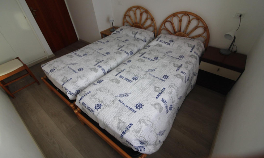 4, Spacious sea view apartment, Udine