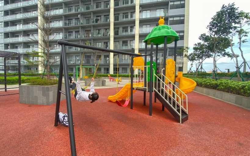 Children's play area - outdoor 4, Comfortable And Decent Studio At Apartment Daan Mogot City, Jakarta Barat