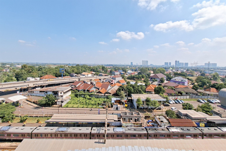 City view, Good Location Studio Near Cisauk Station At Cisauk Point Apartment, Tangerang