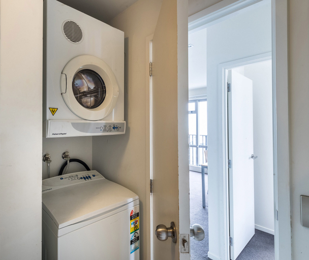 Bathroom 4, Auckland Harbour Suites, Waitakere