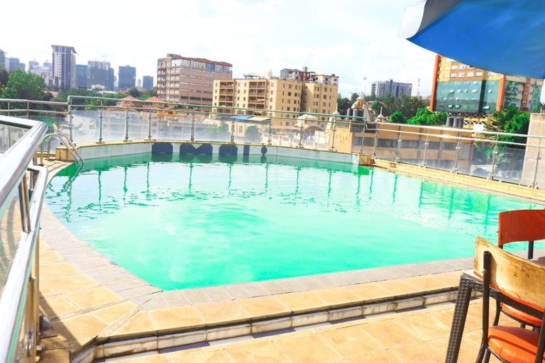 Swimming pool, Emeli apartments, Starehe