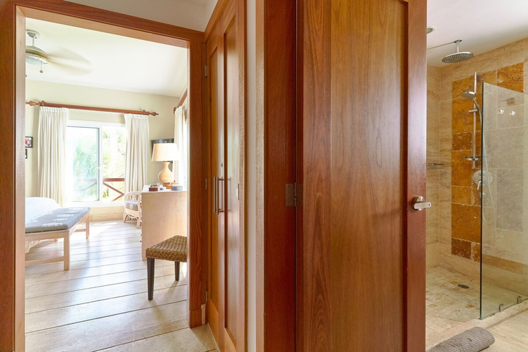 Room 5, 3BR Beach Escape Terrenas Pool Family Balcones, Las Terrenas