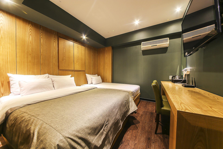 Bedroom 4, Sinsa La TREE, Seocho