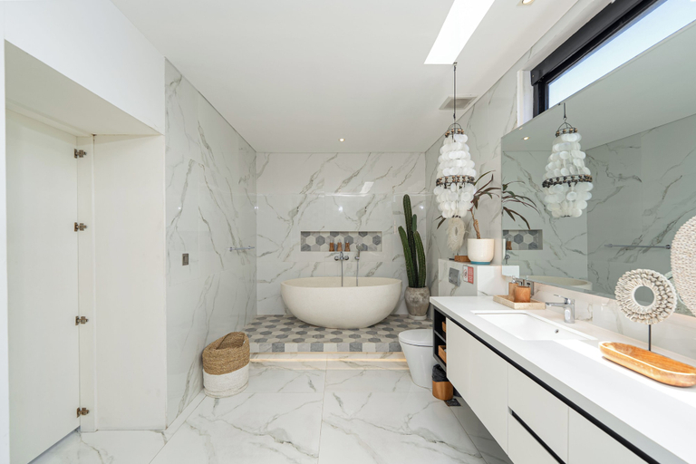 Bathroom 2, Villa Devina by Pertama Stay, Badung