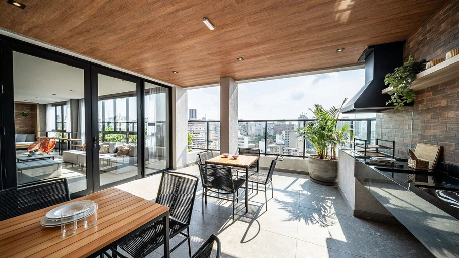 Outdoor dining 2, Seu Refúgio com Estilo CoLiving, São Paulo