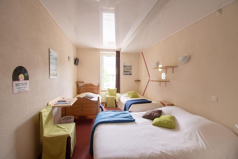 Bedroom 2, L'Auberge d'Eygliers, Hautes-Alpes