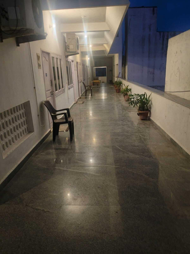 Terrace/patio 5, Baba Guest House, Kancheepuram