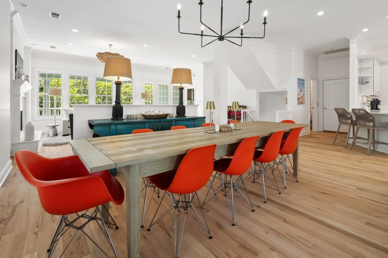 Dining 5, Dieu Not Disturb 5 Bedroom Home, Georgetown