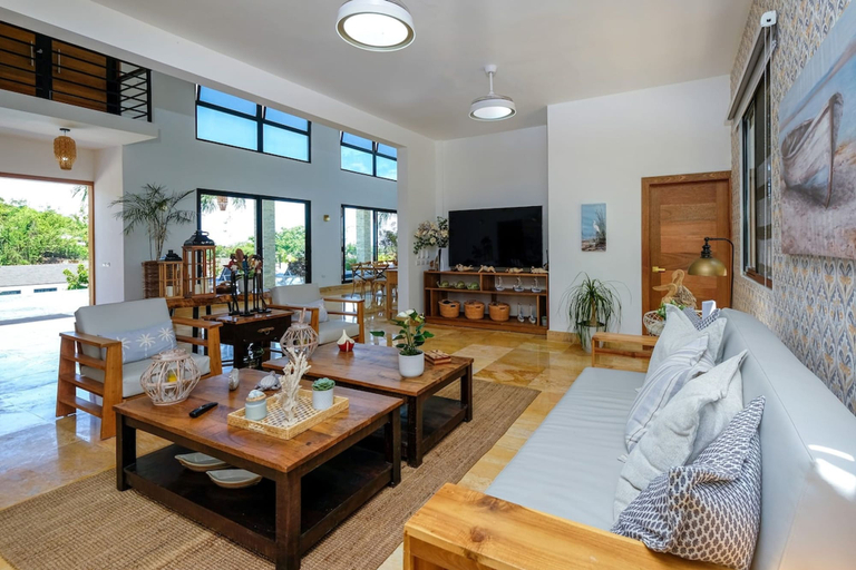Room 2, Beach Mountain Villa Terrenas Pool BBQ 6BR, Las Terrenas