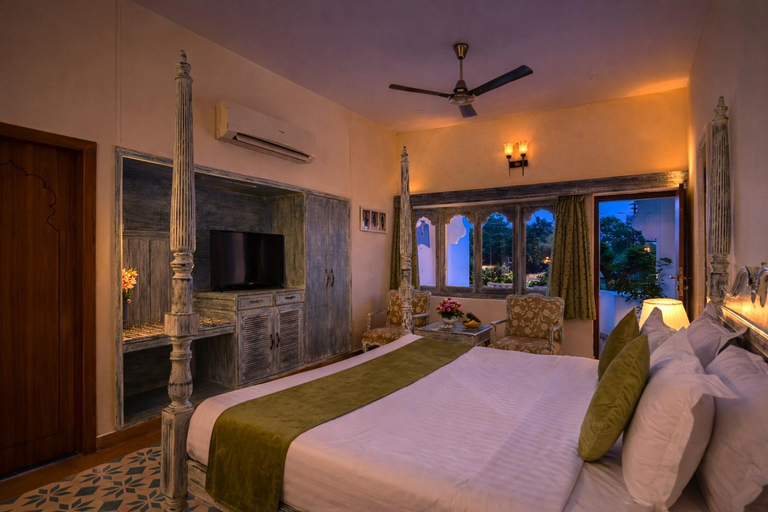 Bedroom 2, Swaroop Vilas - Lake Facing Boutique Hotel, Udaipur