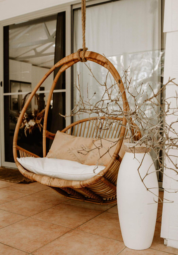 Others 5, House of Wanda, Port Stephens