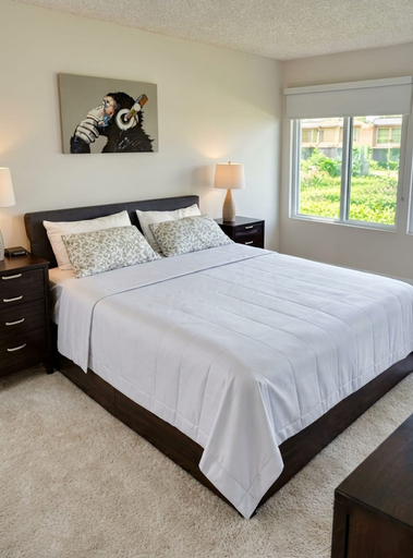 Room 4, Holistay Modern 1BR, Orange