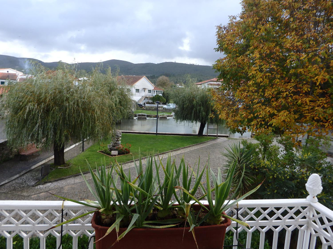Others 4, El Camino Lodge, Pombal