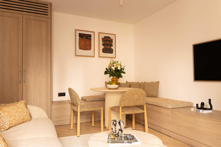 Separate living room 4, Modern Apartment a c 1CH 4P - Saint -Germain, Paris